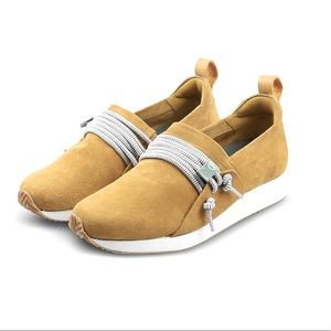 Men’s Comunity Mateo Suede Shoes
